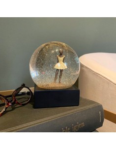 SNOWGLOBES, Dancer 2