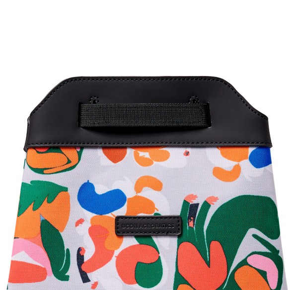 UNA BAG STEALTH, AMBER VITTORIA - Artist Collabora