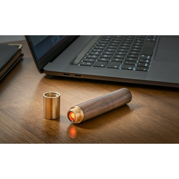 FLAMELESS ELEMENT LIGHTER, Walnut Wood