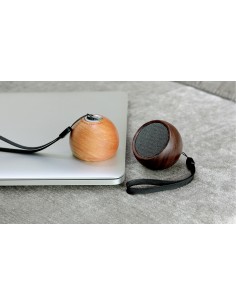 TUMBLER SELFIE SPEAKER, natural cherry wood 2