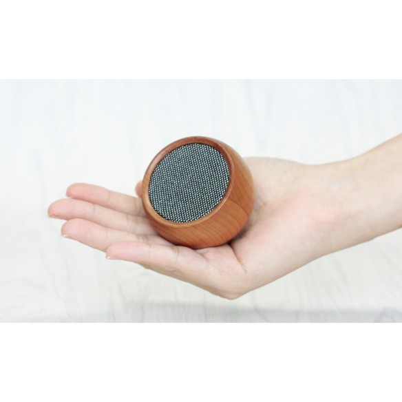 TUMBLER SELFIE SPEAKER, natural cherry wood