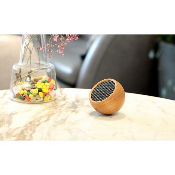 TUMBLER SELFIE SPEAKER, natural cherry wood