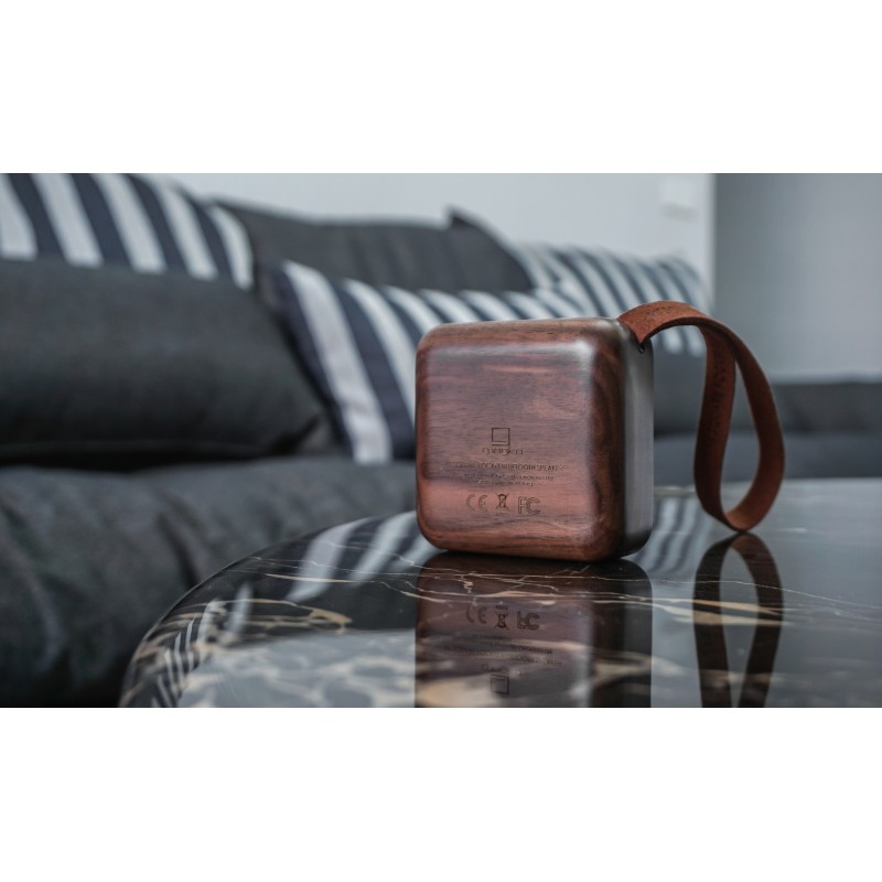 MI SQUARE - Walnut