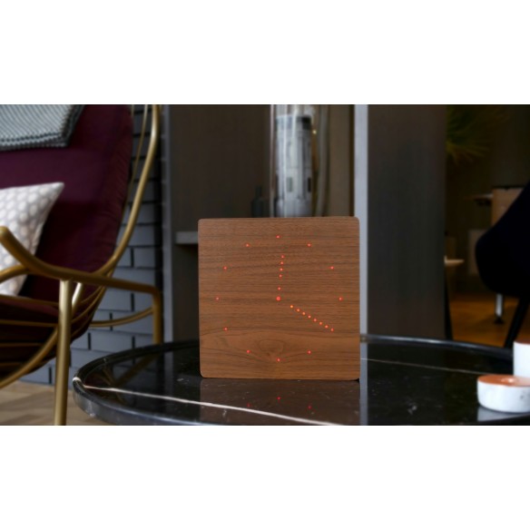 ANALOG CLICK CLOCK, Walnut