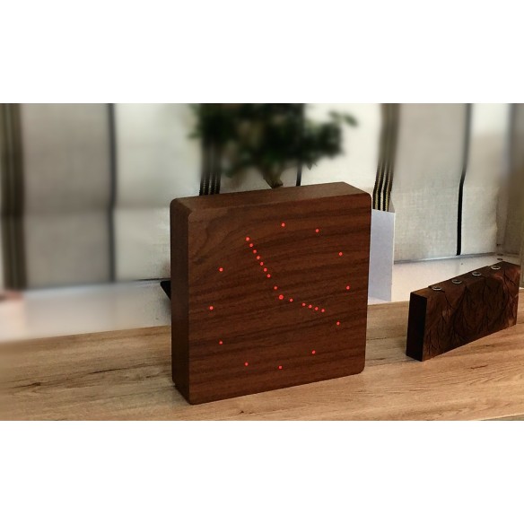 ANALOG CLICK CLOCK, Walnut