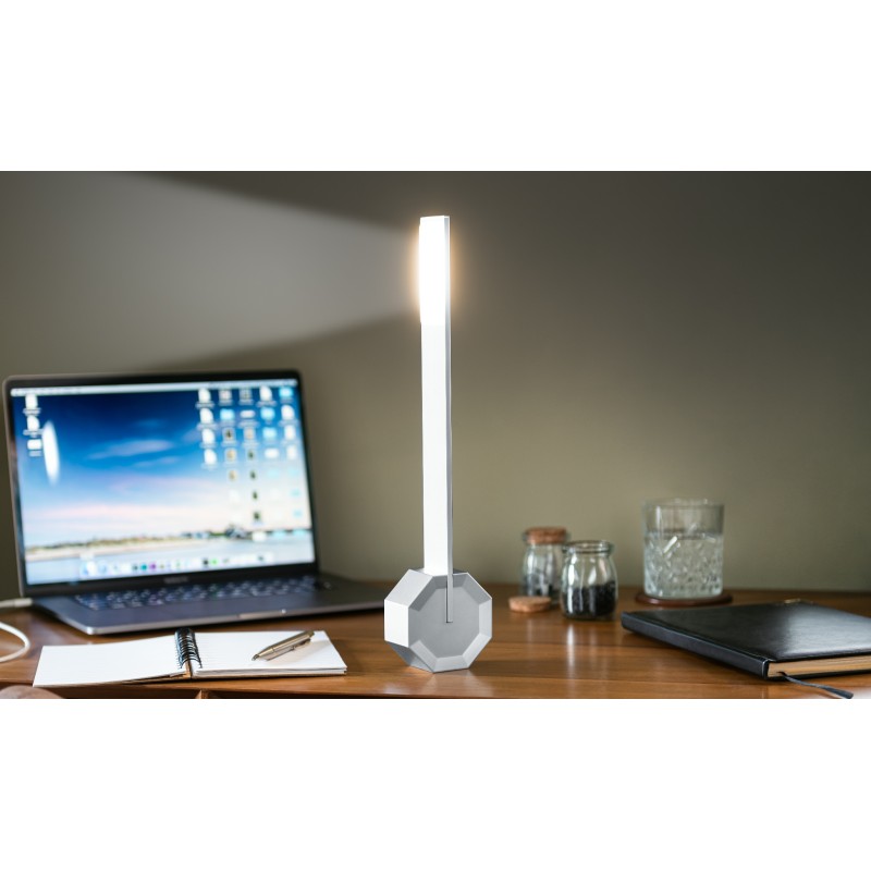 OCTAGON ONE RECHARGEABLE DESK LIGHT, Aluminium