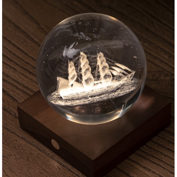 AMBER CRYSTAL LIGHT, 3D laser Sailing Boat