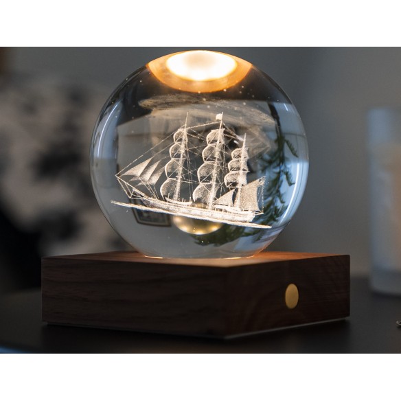 AMBER CRYSTAL LIGHT, 3D laser Sailing Boat
