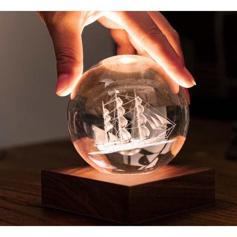 AMBER CRYSTAL LIGHT, 3D laser Sailing Boat