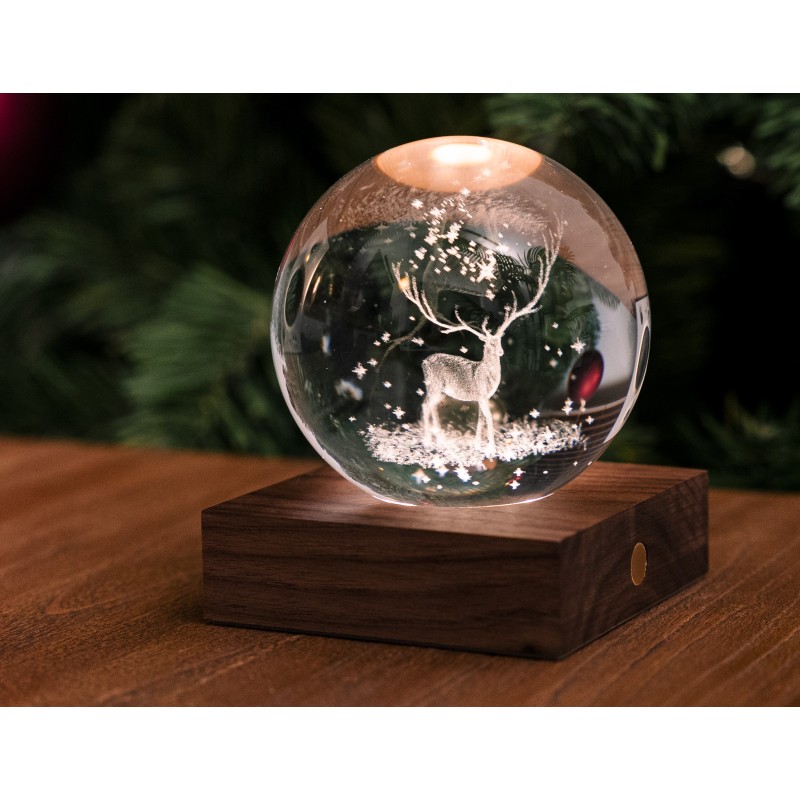 AMBER CRYSTAL LIGHT, 3D laser Stag