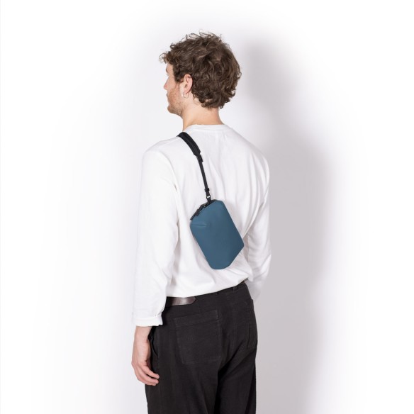 ANDO MEDIUM LOTUS, Petrol